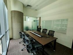 Oxley Tower (D1), Office #549433031